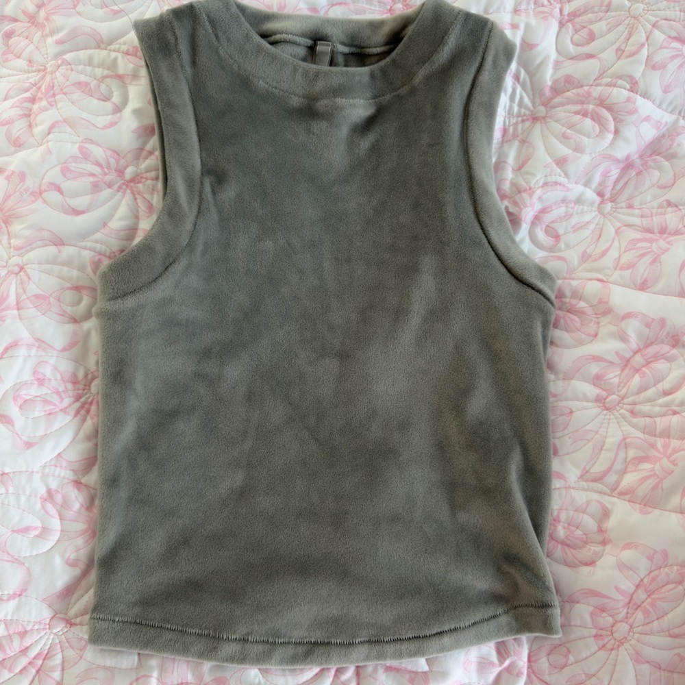 SKIMS Velour Crewneck grey tank top